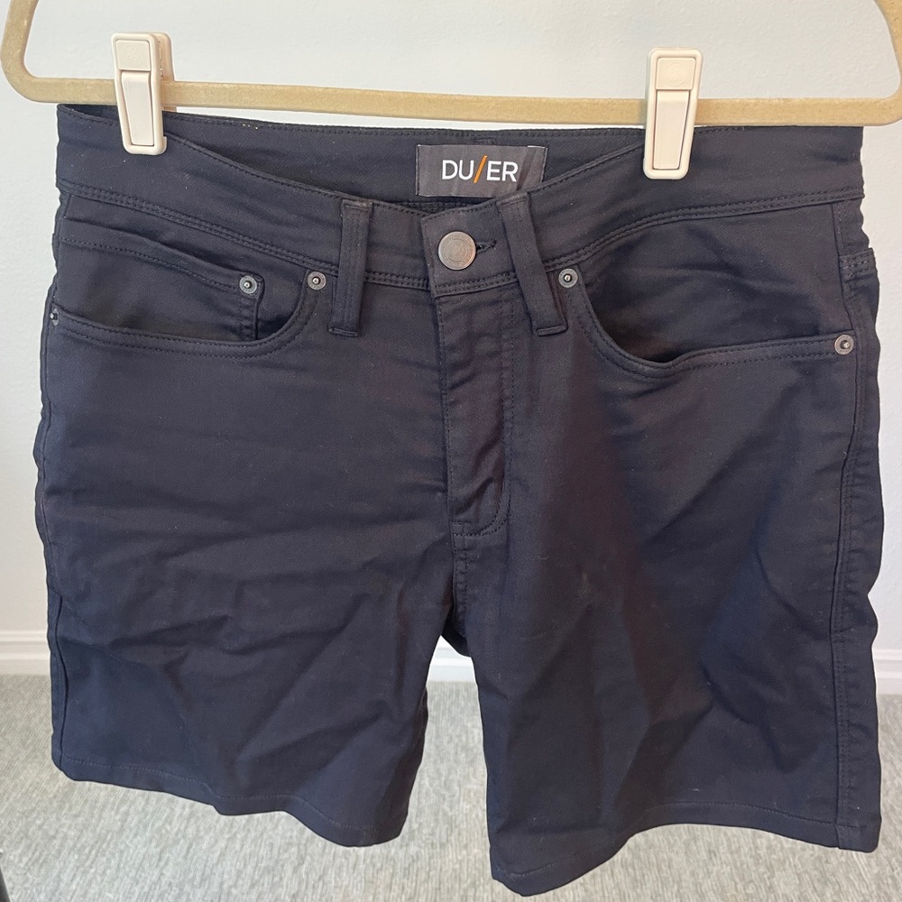 DUER Men's Black Cargo Shorts